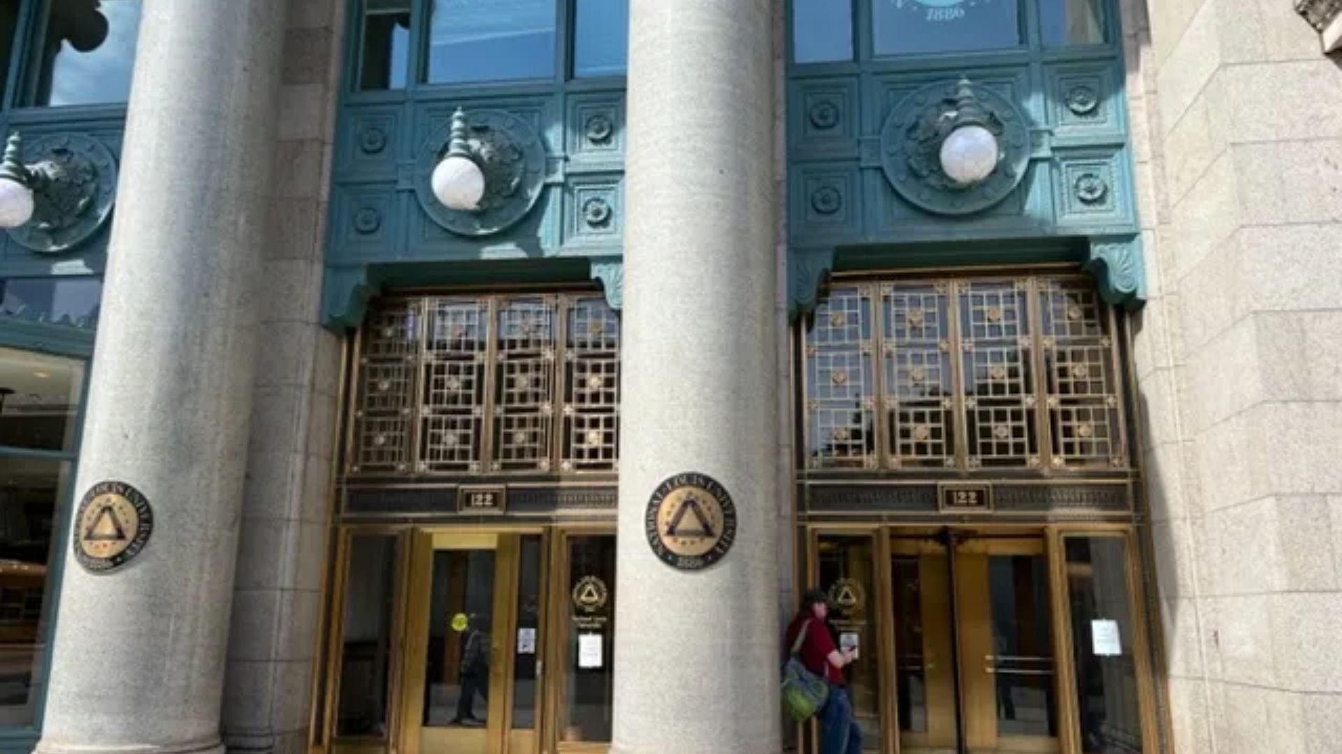 国家路易斯大学 National Louis University